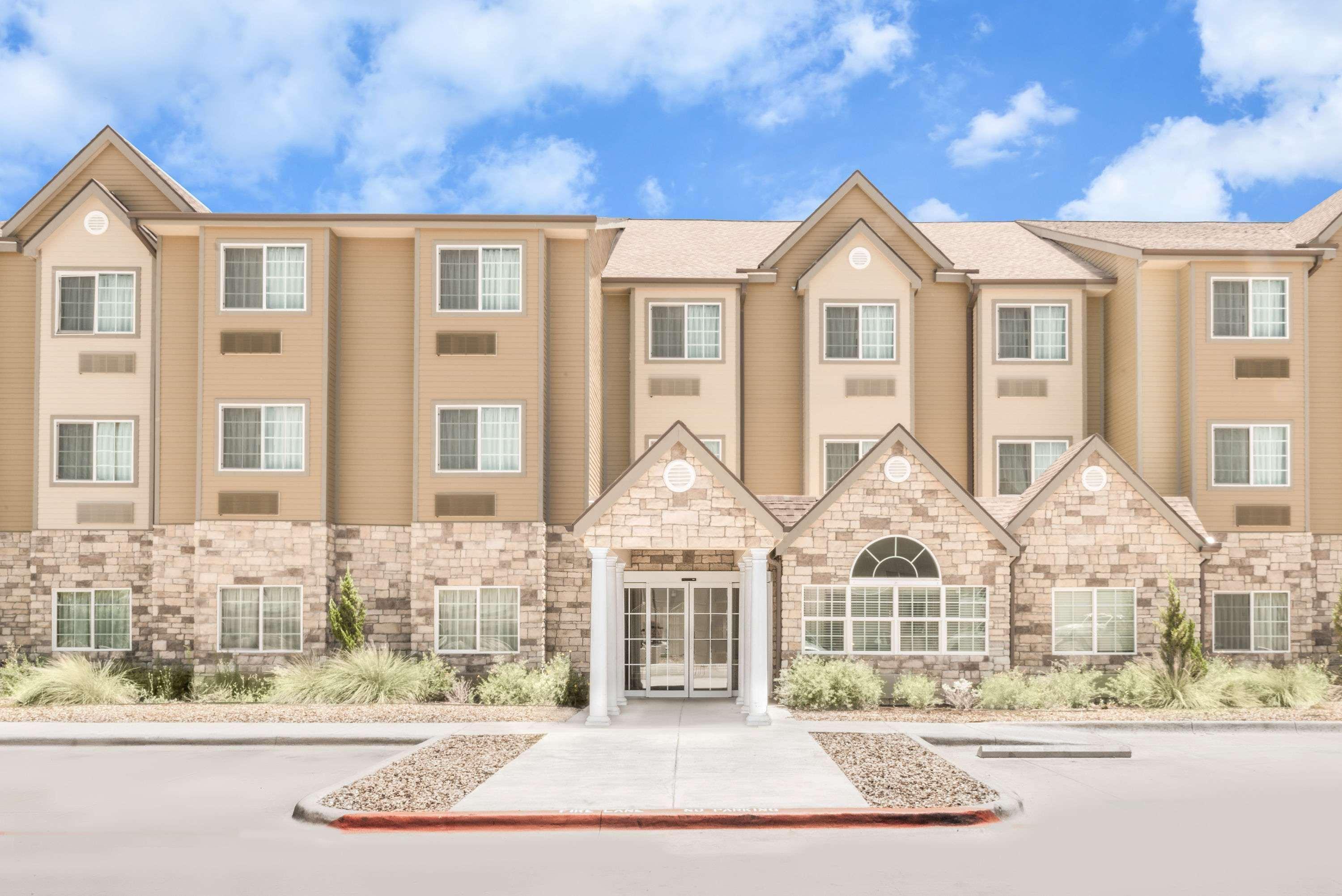 Microtel Inn & Suites By Wyndham Midland Exterior photo